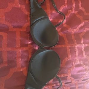 Victoria’s Secret Very Sexy Strapless Bra (34DD)